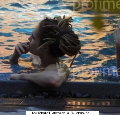 bill si tom in vacanta - waw...tommmmmmmmmuuuuuuuuuuuuuuuuuuu - Bill Kaulitz